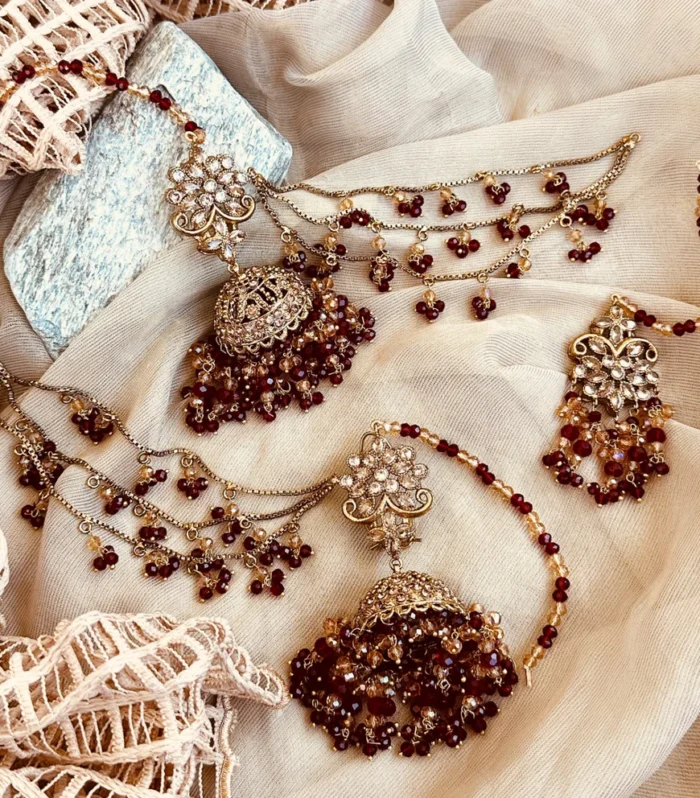 Noor-e-Naz Jhumki Tikka – Maroon